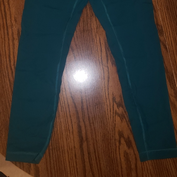 Lululemon Teal Leggings - Picture 4 of 6